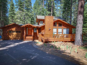 Beaver Pond Northstar Luxury Chalet with Hot Tub